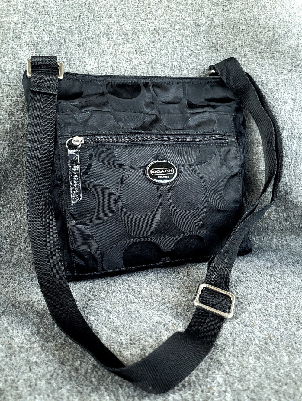 2010 Coach Getaway Black Signature C Nylon File Crossbody Bag F77408